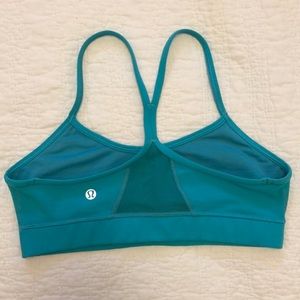 BLUE LULULEMON SPORTS BRA